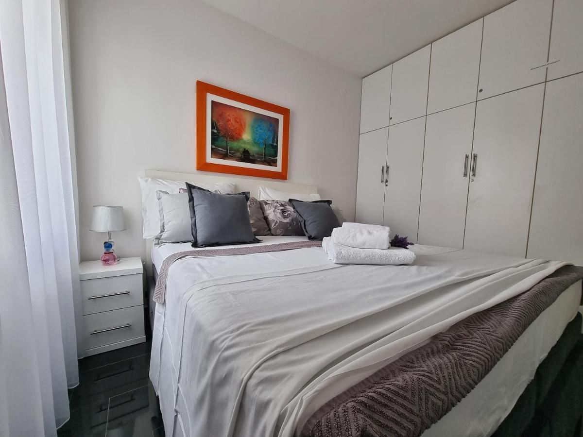Ferienwohnung Deluxe Novalja Exterior foto