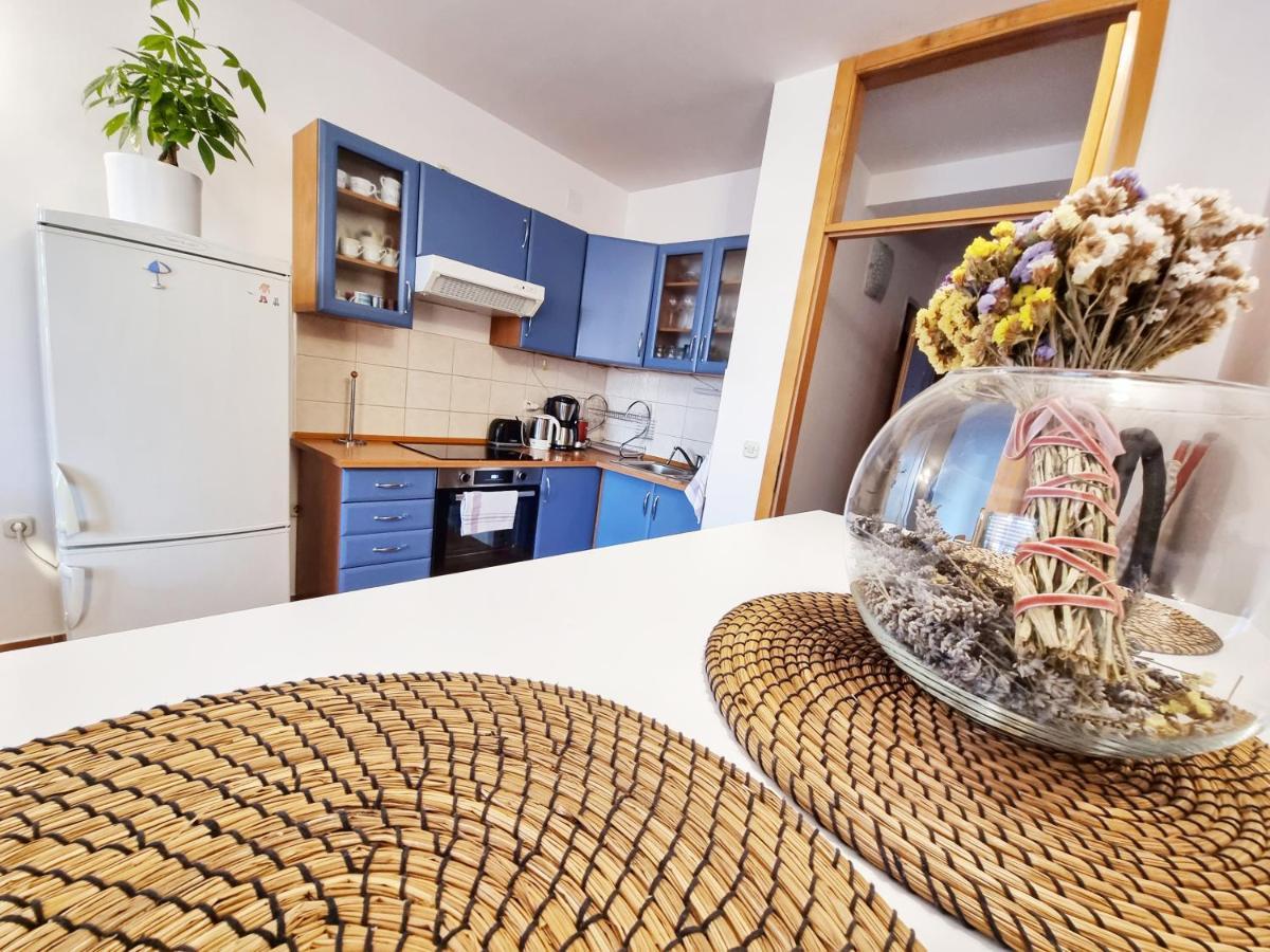 Ferienwohnung Deluxe Novalja Exterior foto